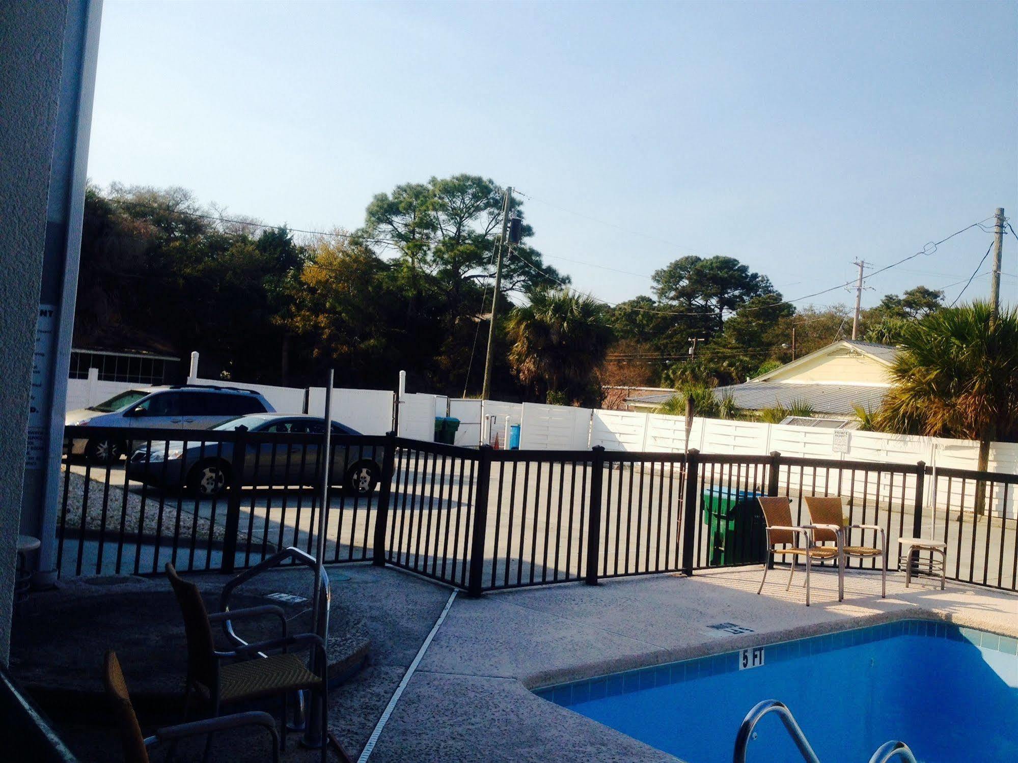 Sky Suites Tybee Island Exteriör bild